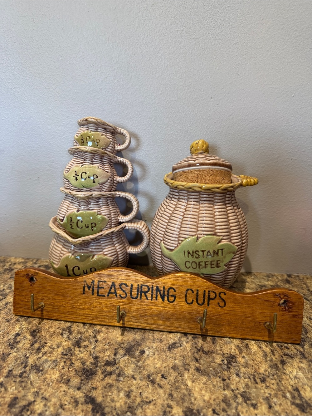 Vintage TILSO basket weave rope hand painted measuring cups